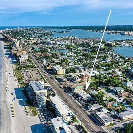 Sunset Beach Suites Of Madeira Beach! Pet Friendly Summer Getaway! Steps To Beach! - Suite 10 St. Pete Beach Exterior photo